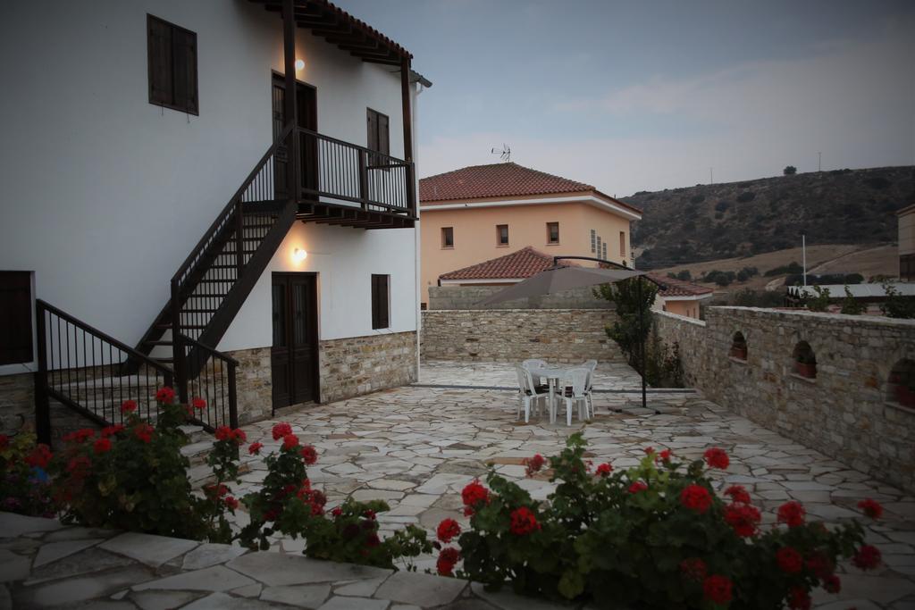 Charoullas Traditional Mansion Villa Alaminósz Kültér fotó